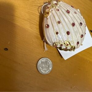 Enameled Keepsake Box Elegant Seashell Ornament with Pink Accents